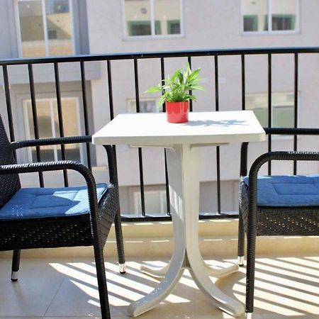 Sunny Modern Apartments Меллиеха Экстерьер фото
