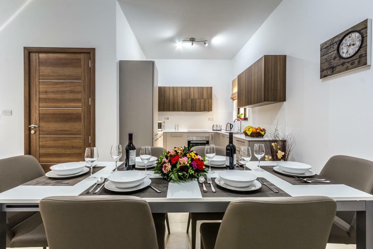 Sunny Modern Apartments Меллиеха Экстерьер фото